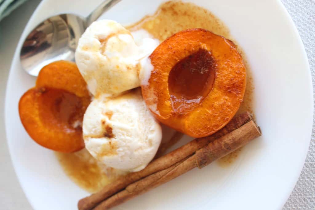 Baked Apricots in butter, cinnamon, vanilla and raw cane sugar served with vanilla ice cream.